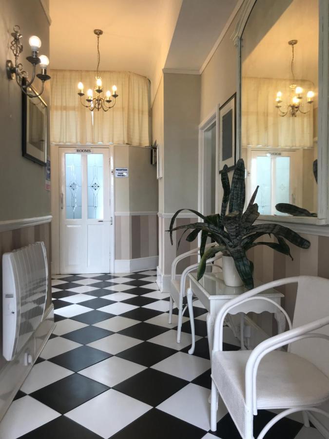 Castle Hill Guest House Lynton Esterno foto