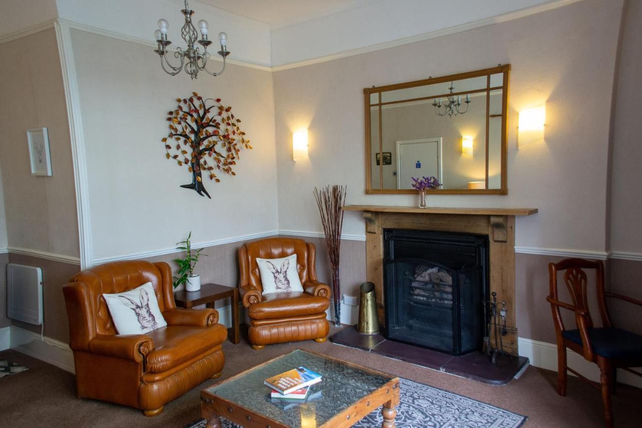Castle Hill Guest House Lynton Esterno foto