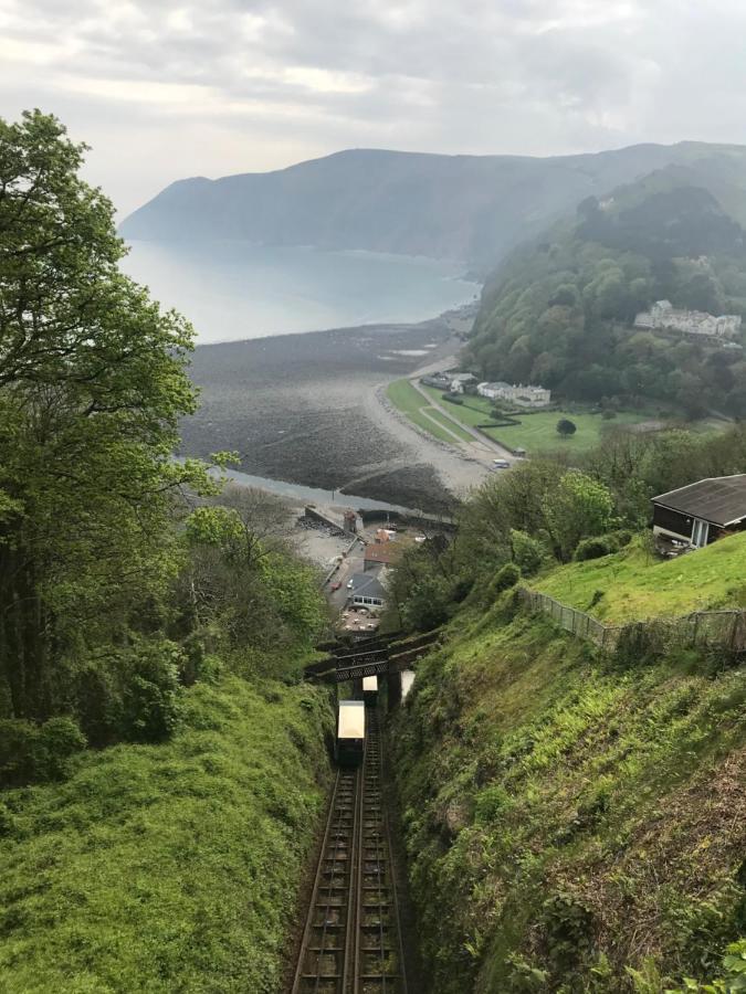 Castle Hill Guest House Lynton Esterno foto