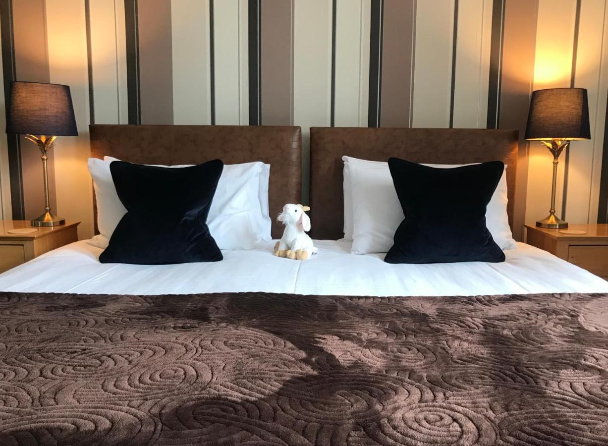 Castle Hill Guest House Lynton Esterno foto