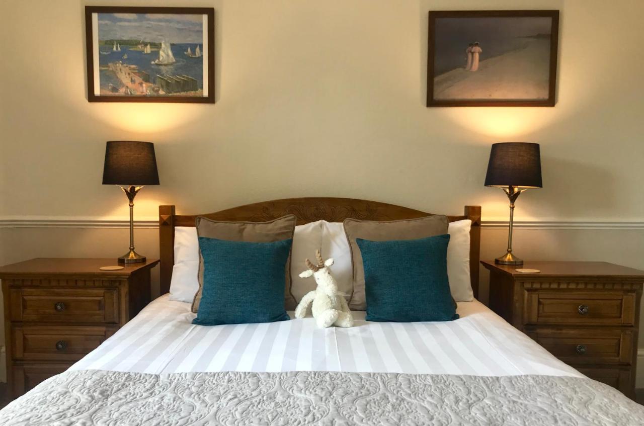 Castle Hill Guest House Lynton Esterno foto