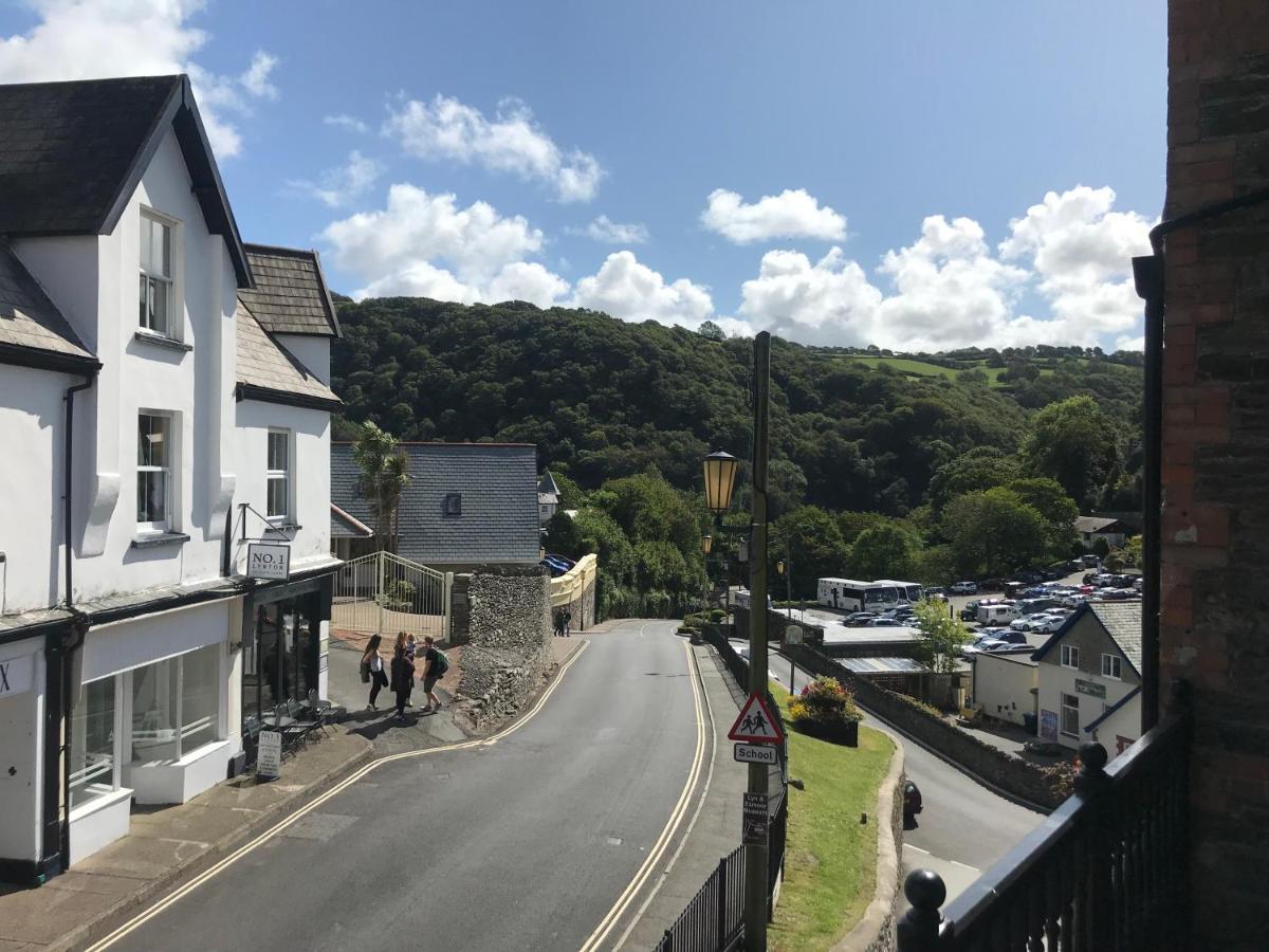 Castle Hill Guest House Lynton Esterno foto