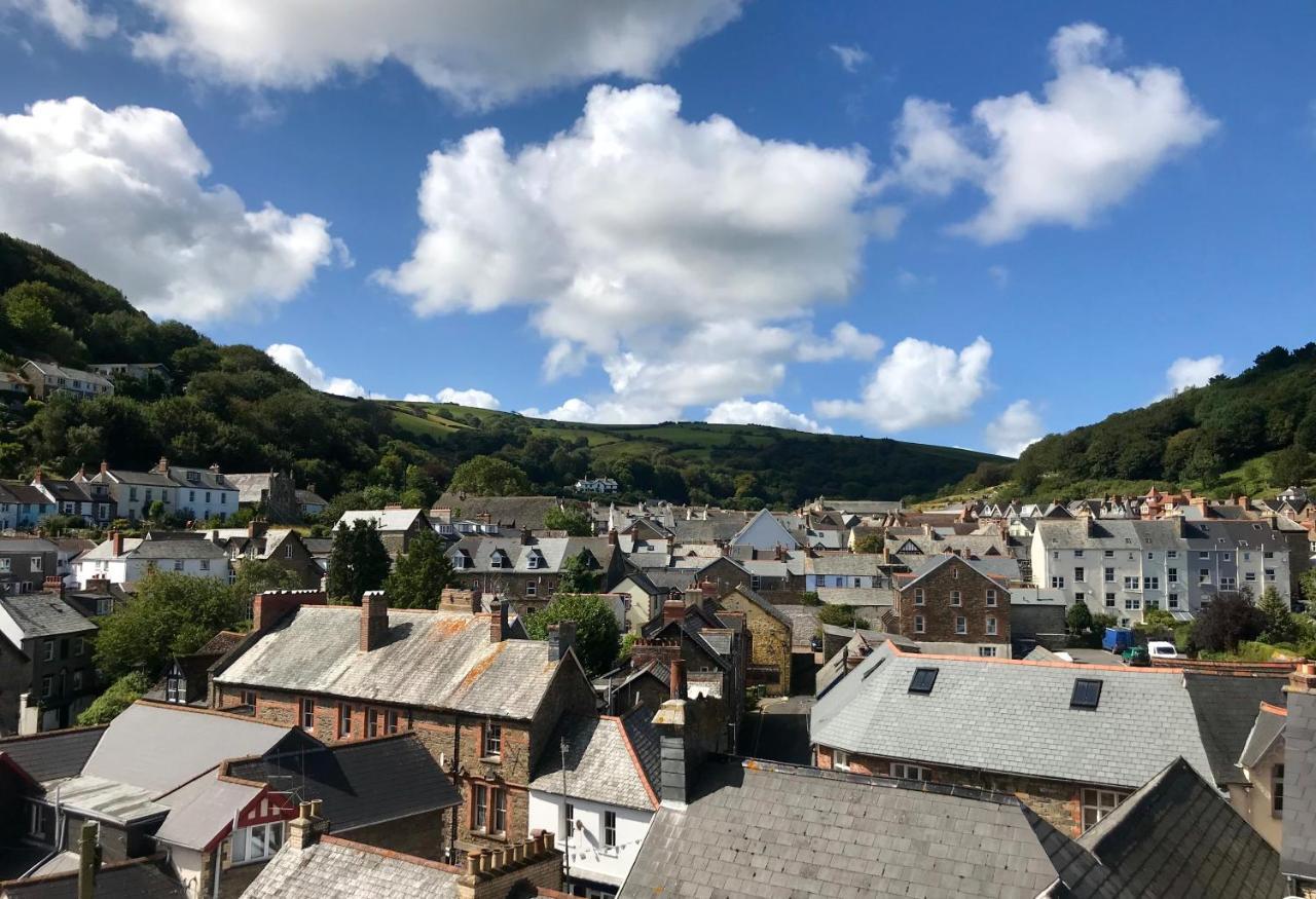 Castle Hill Guest House Lynton Esterno foto