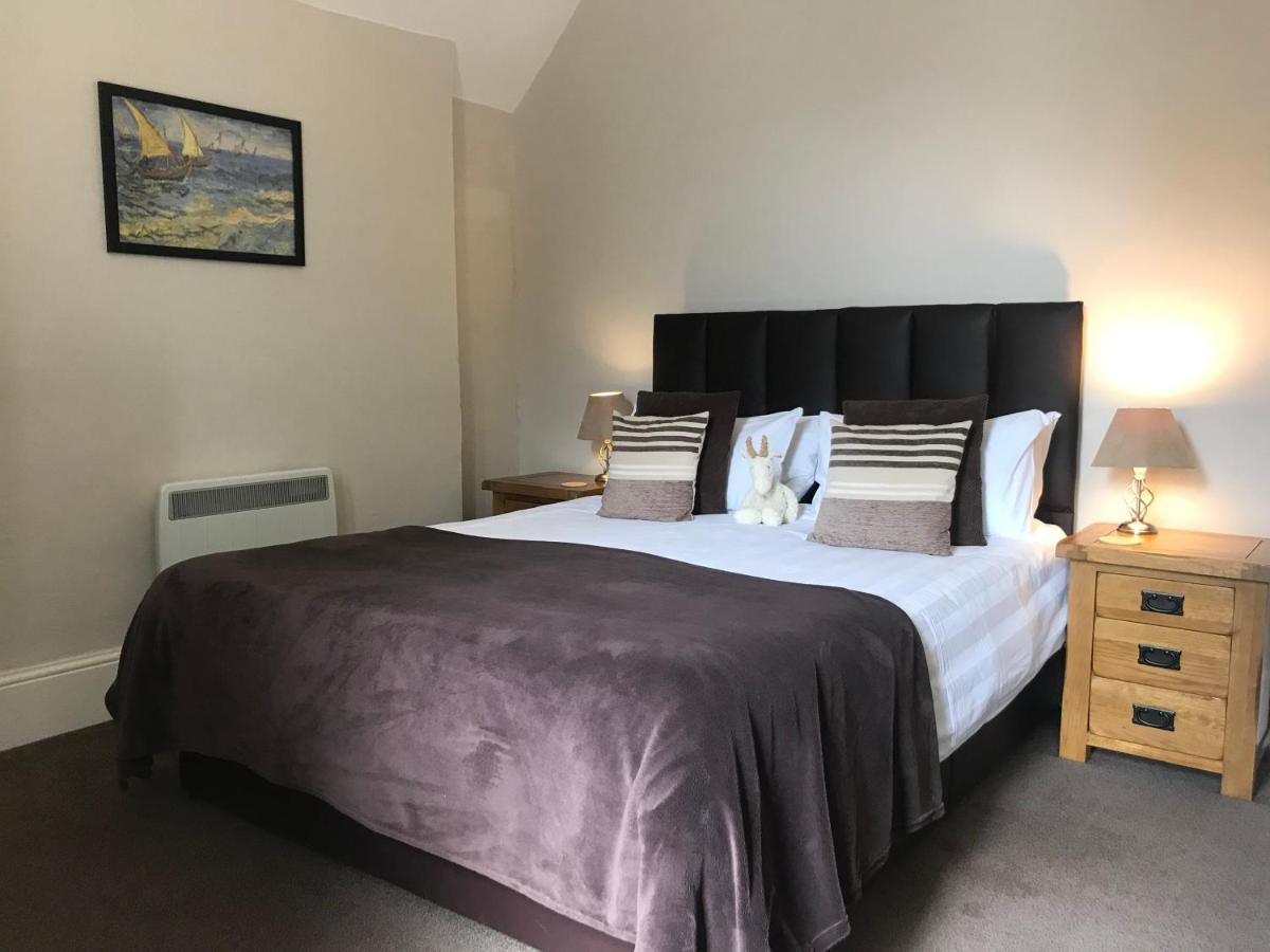 Castle Hill Guest House Lynton Esterno foto